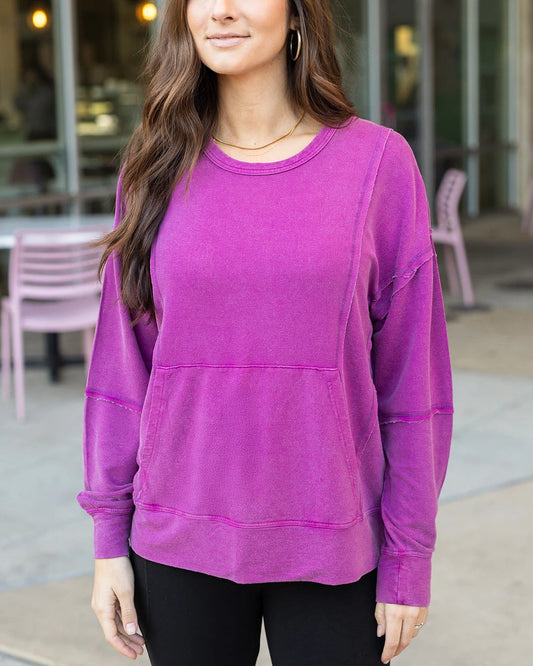 Mineral Washed
Pullover Sweatshirt Boysenberry G&L