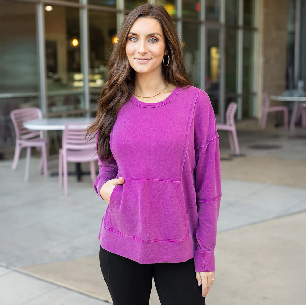 Mineral Washed
Pullover Sweatshirt Boysenberry G&L