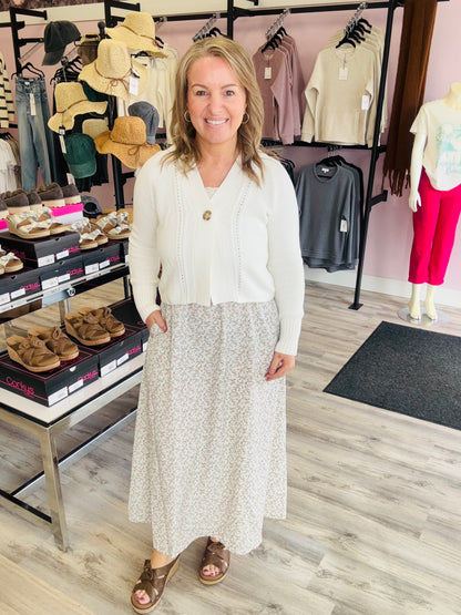 Janey-White Cardigan ORB
