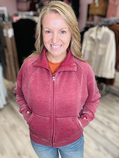 Vintage Washed Zip Up Sweatshirt in Washed Red