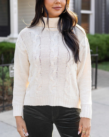 G&L Ivory Cable Knit Sweater