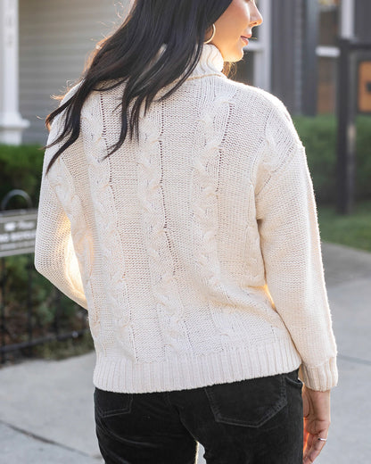 G&L Ivory Cable Knit Sweater