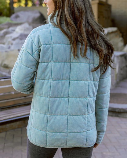 Mineral Washed
Quilted Jacket Icy
Blue- G&L